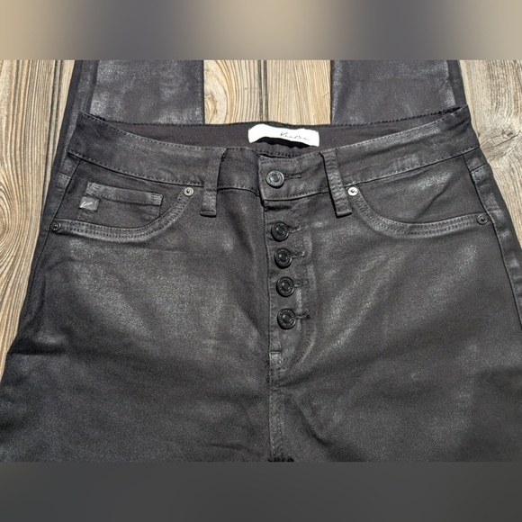 KanCan size 9 black skinny jeans in distressed leather-like fabric - Picture 9 of 11
